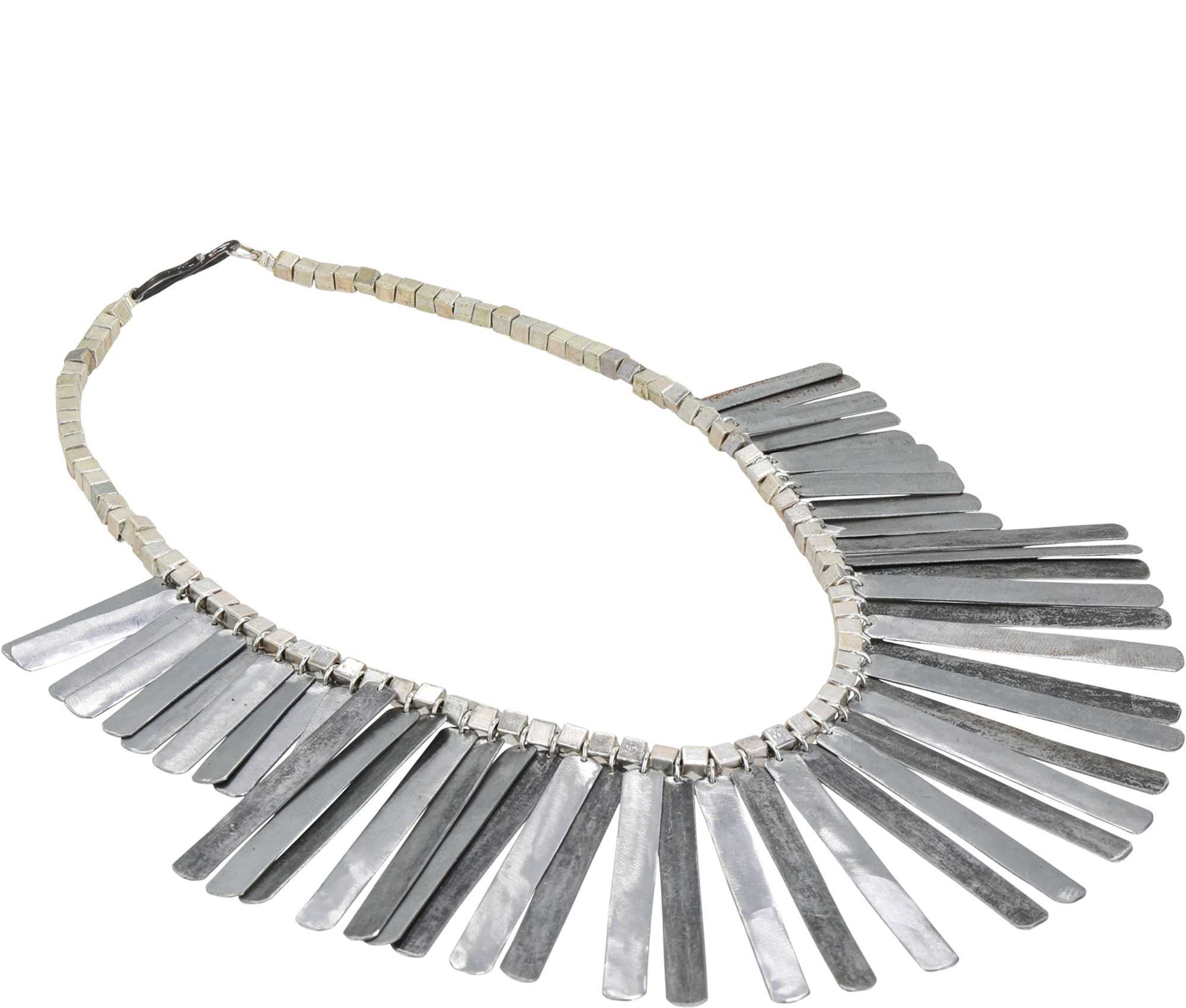 Sustainable Snare Necklace - Keentu